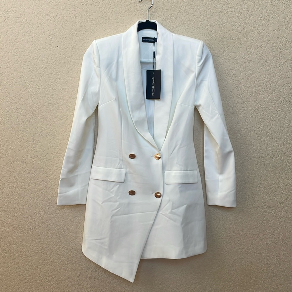 Pretty Little Thing - White Gold Button Blazer Dress